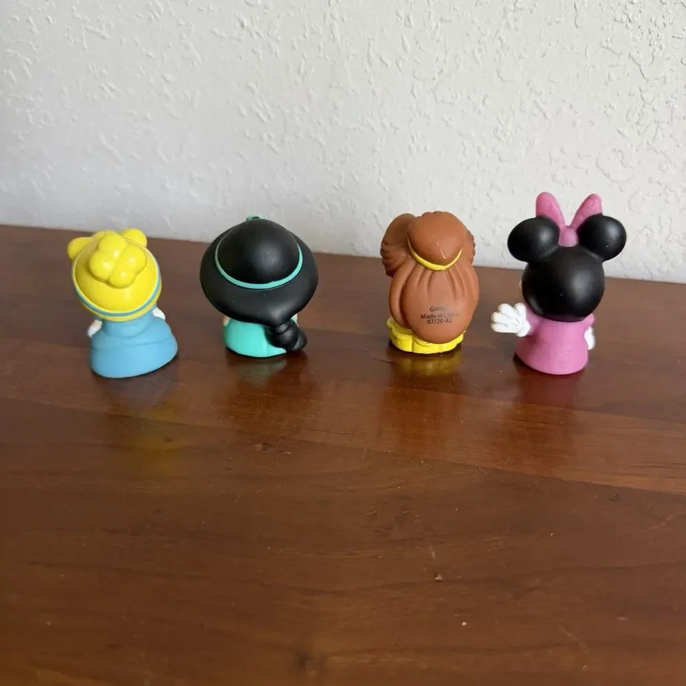 Set of 4 Disney Princess Finger Puppets Bath Toy Jasmine Belle Cinderella Minnie